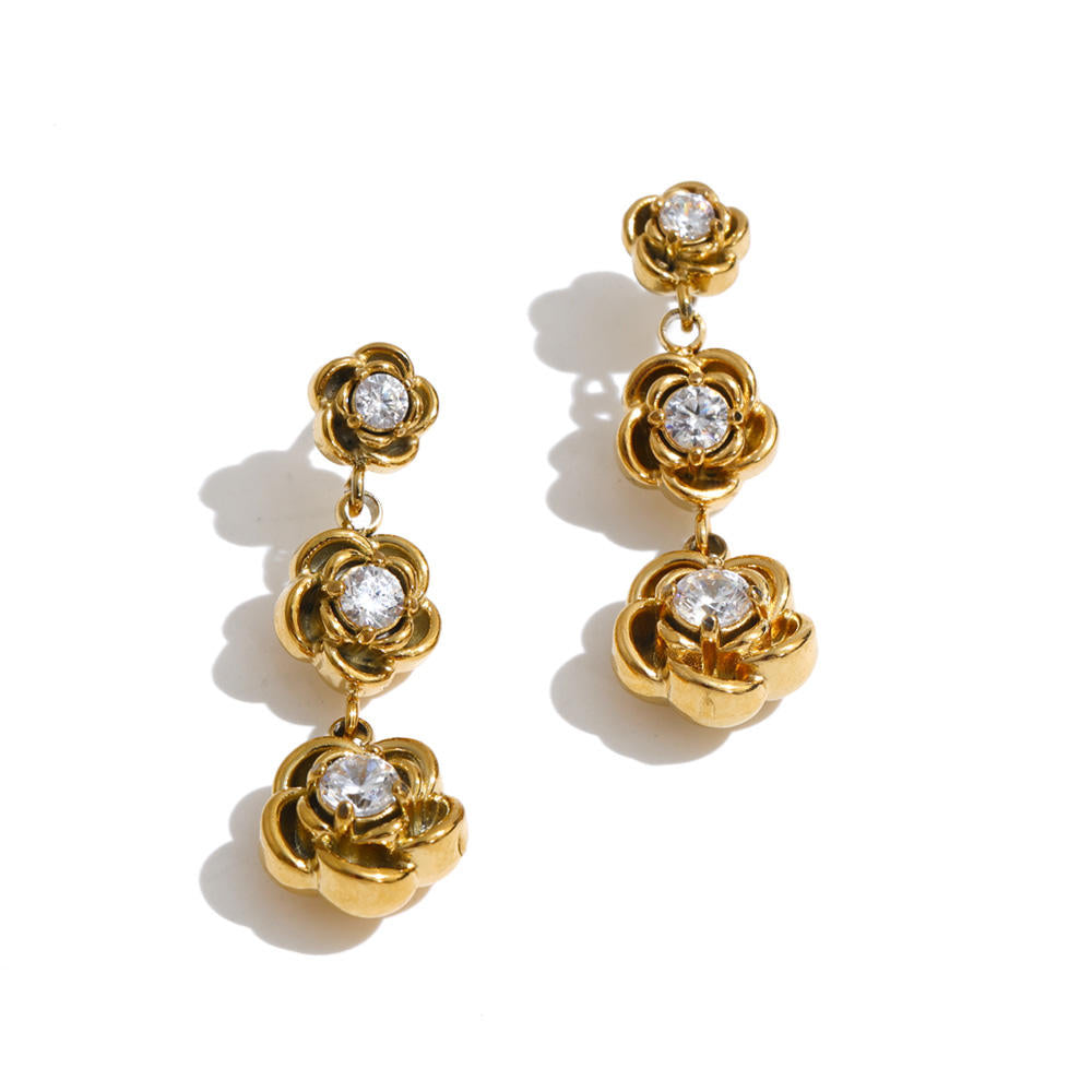 Pendientes Colgantes de Acero Inoxidable, Tres Rosas, con Circonitas Colección ROSE