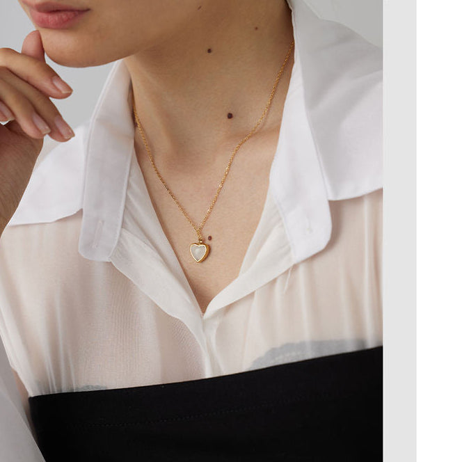 Colgante de Corazón en Acero y Piedra Natural de Ágata Colección LOVE