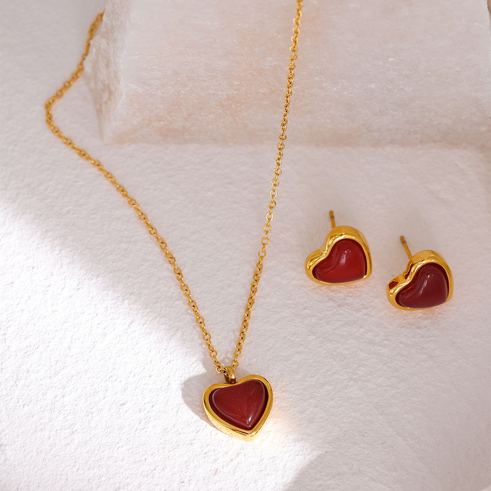Colgante de Corazón en Acero y Piedra Natural de Ágata Colección LOVE